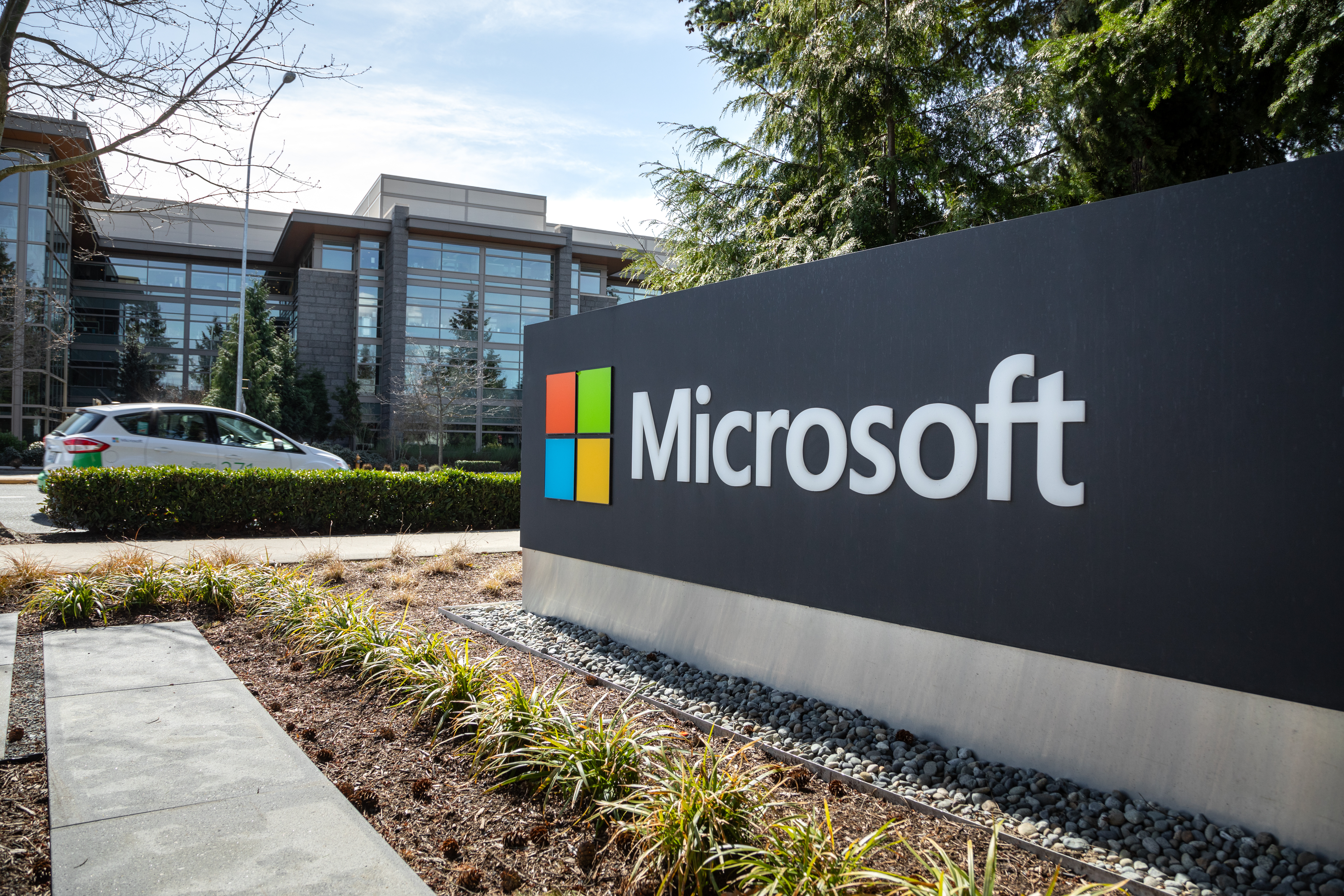 Defending the Cloud: Microsoft’s Geopolitical Break with the White House